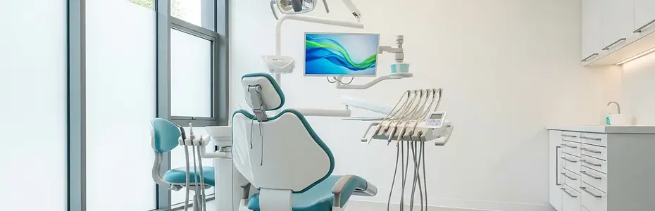 Behandlung mit Lachgas &uuml;ber eine Nasenmaske